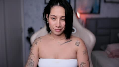 brisa  s online show from April 15, 3:41 pm