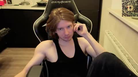 Snapshot of spaisenok chatting on November 11, 10:21 pm Mike online show from November 11, 10:21 pm