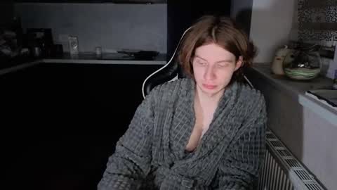 Snapshot of spaisenok chatting on November 18, 9:19 pm Mike online show from November 18, 9:19 pm