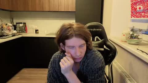 Snapshot of spaisenok chatting on November 19, 1:33 pm Mike online show from November 19, 1:33 pm