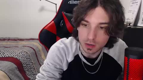 Snapshot of spangy19 chatting on December 10, 10:16 pm Anthony online show from December 10, 10:16 pm