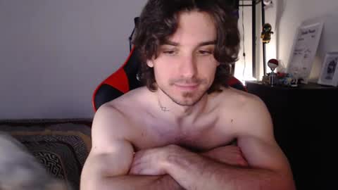 Snapshot of spangy19 chatting on December 15, 4:18 am Anthony online show from December 15, 4:18 am