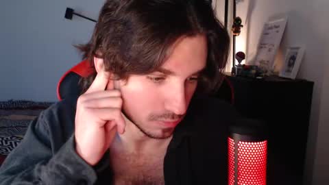 Snapshot of spangy19 chatting on December 18, 6:21 am Anthony online show from December 18, 6:21 am