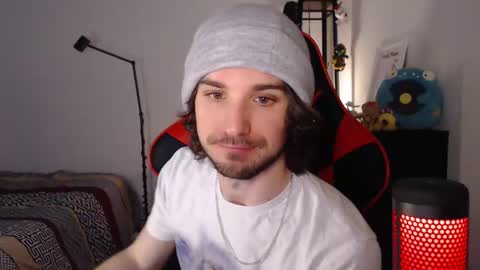 Snapshot of spangy19 chatting on January 3, 2:32 am Anthony online show from January 3, 2:32 am