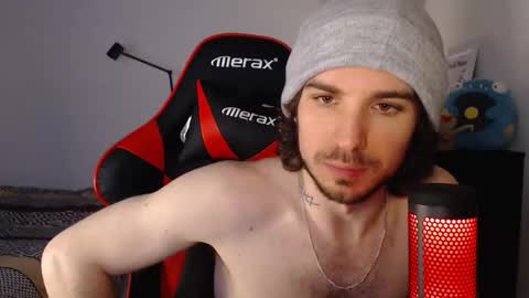 Snapshot of spangy19 chatting on January 3, 5:39 am Anthony online show from January 3, 5:39 am