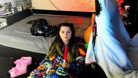 Snapshot of spanking_girls chatting on November 8, 12:22 am Evgenia online show from November 8, 12:22 am