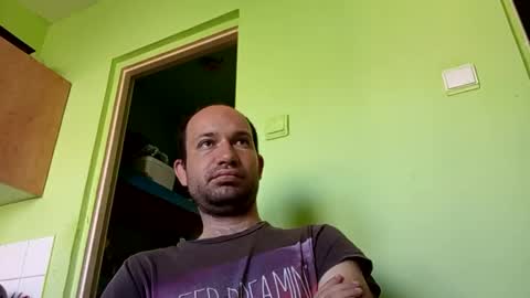 Snaiky online show from April 8, 10:04 am