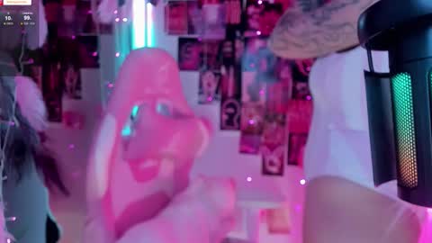  SparkleMona  online show from September 21, 2:35 am