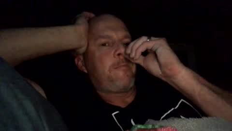 Snapshot of sparkybull135 chatting on January 1, 12:44 pm sparkybull135 online show from January 1, 12:44 pm