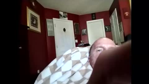 Snapshot of sparkybull135 chatting on October 31, 5:47 pm sparkybull135 online show from October 31, 5:47 pm