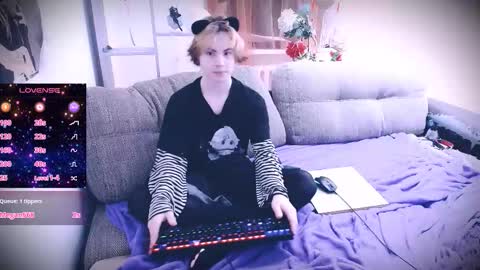 sparkyferret online show from November 30, 2:37 am