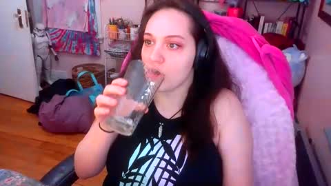 Snapshot of spawnofademon chatting on February 28, 6:25 am spawnofademon online show from February 28, 6:25 am