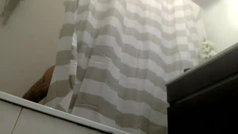 Snapshot of spaziodrumon chatting on December 2, 4:51 am spaziodrumon online show from December 2, 4:51 am