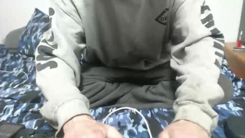 Snapshot of spazzy2 chatting on November 16, 10:04 pm spazzy2 online show from November 16, 10:04 pm