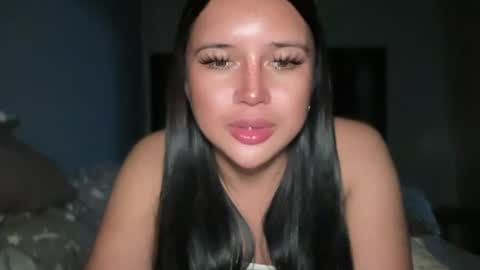 Snapshot of specialgirlxxx chatting on June 27, 12:22 pm specialgirlxxx online show from June 27, 12:22 pm