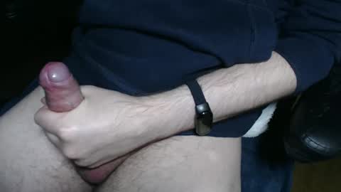 Snapshot of specific94 chatting on January 4, 9:20 pm specific94 online show from January 4, 9:20 pm