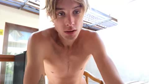 Sasha --  online show from March 15, 2:06 am