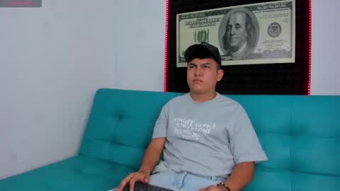 Snapshot of spencer_hastings chatting on November 16, 2:06 am Spencer online show from November 16, 2:06 am