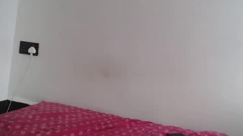 Snapshot of spice_queen chatting on February 23, 6:33 am dela online show from February 23, 6:33 am