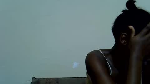 Snapshot of spicy_kittie chatting on June 9, 7:42 am Kittle online show from June 9, 7:42 am