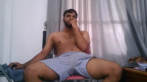 spicybuoy online show from November 18, 4:39 am