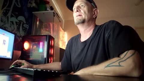 Snapshot of spicyfox420 chatting on October 9, 12:52 am SpicyFox420 online show from October 9, 12:52 am