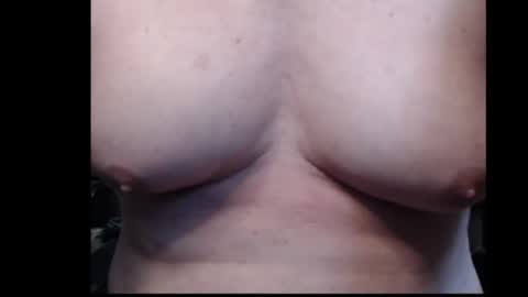 bri and mags fun room online show from August 3, 7:39 pm
