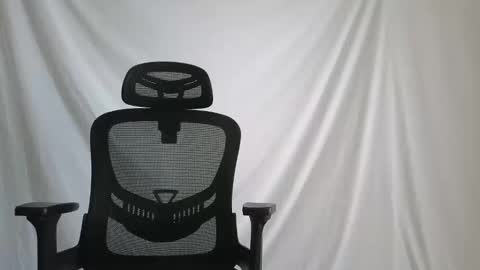 Snapshot of spider_0090 chatting on December 16, 9:36 am Marco. When Im offline you can view premium content in bio online show from December 16, 9:36 am