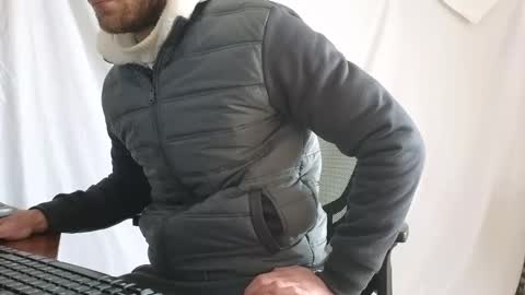 Snapshot of spider_0090 chatting on January 9, 9:34 am Marco. When Im offline you can view premium content in bio online show from January 9, 9:34 am