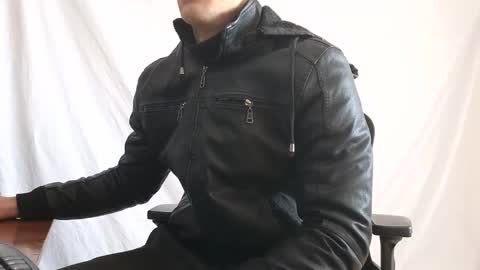 Snapshot of spider_0090 chatting on January 12, 9:36 am Marco. When Im offline you can view premium content in bio online show from January 12, 9:36 am