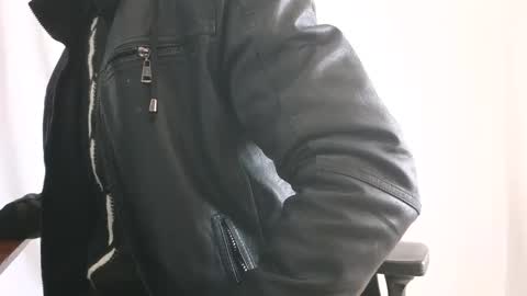 Snapshot of spider_0090 chatting on January 14, 9:48 am Marco. When Im offline you can view premium content in bio online show from January 14, 9:48 am