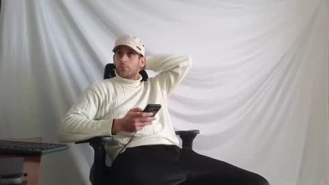 Snapshot of spider_0090 chatting on February 11, 2:33 pm Marco. When Im offline you can view premium content in bio online show from February 11, 2:33 pm