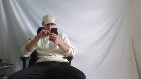 Snapshot of spider_0090 chatting on February 12, 1:17 pm Marco. When Im offline you can view premium content in bio online show from February 12, 1:17 pm