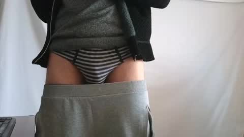 Snapshot of spider_0090 chatting on February 20, 7:54 am Marco. When Im offline you can view premium content in bio online show from February 20, 7:54 am