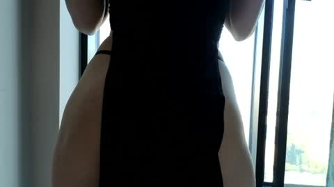 Elizabeth online show from July 1, 3:45 pm