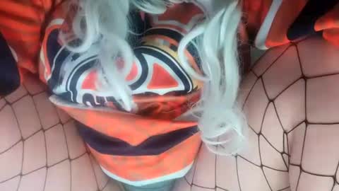 Vanessa Spade online show from January 20, 11:35 am