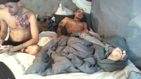 Snapshot of spitface7st907944 chatting on December 22, 7:33 am Lil blue devil online show from December 22, 7:33 am