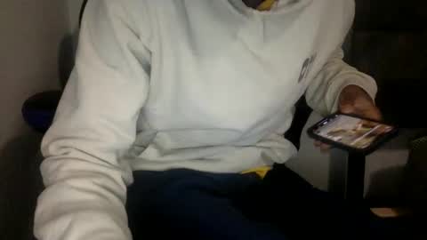 Snapshot of splash516634 chatting on November 22, 4:00 am Twitter Toxiceli2 online show from November 22, 4:00 am