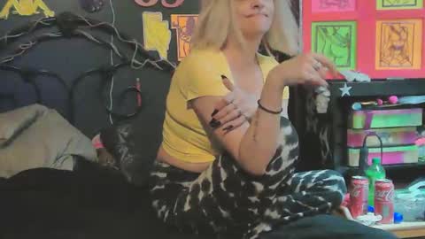 Daddy  His Splash Queen online show from April 4, 10:51 pm