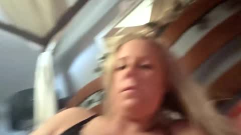 Snapshot of spnk6me9 chatting on February 1, 9:35 pm spnk6me9 online show from February 1, 9:35 pm