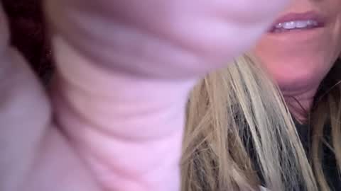 Snapshot of spnk6me9 chatting on March 4, 9:10 pm spnk6me9 online show from March 4, 9:10 pm