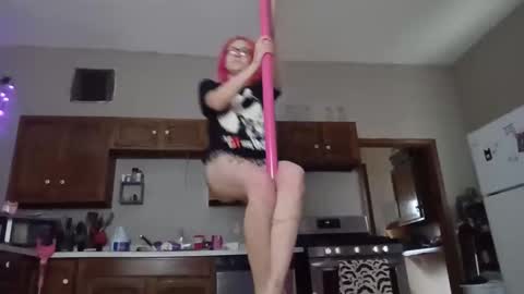 spoiledprincess4 online show from October 18, 8:31 pm