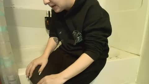 Kova online show from February 9, 1:53 am