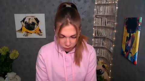 Snapshot of sport_tall_karina chatting on January 17, 8:02 am Karina online show from January 17, 8:02 am