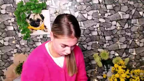 Snapshot of sport_tall_karina chatting on October 16, 7:09 am Karina online show from October 16, 7:09 am