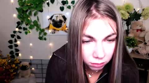 Snapshot of sport_tall_karina chatting on November 11, 9:09 am Karina online show from November 11, 9:09 am