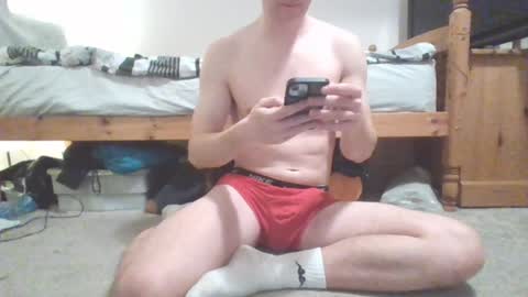 Snapshot of sportyguy283 chatting on January 24, 10:41 pm Sportyguy283 online show from January 24, 10:41 pm