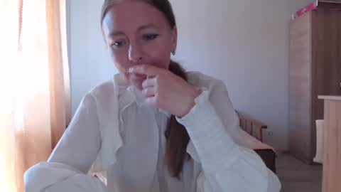 Snapshot of spring_time_ chatting on May 6, 8:52 am spring_time_ online show from May 6, 8:52 am