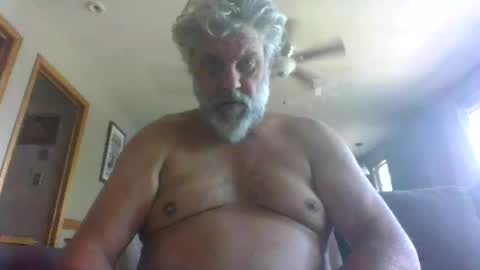 Snapshot of spyceytrucker77 chatting on June 18, 2:43 pm spyceytrucker77 online show from June 18, 2:43 pm