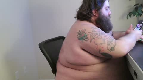 Snapshot of squeaks724 chatting on September 17, 2:41 pm Your Pal Squeaks online show from September 17, 2:41 pm